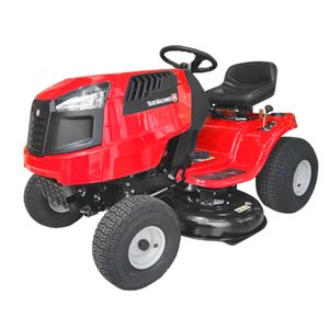 Tractor cortacésped 17.5 HP marca YARD-MACHINES 5 posiciones de altura